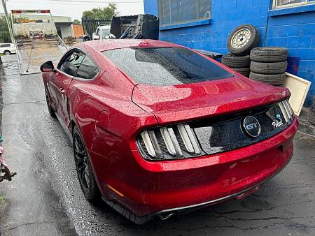 WRECKING 2017 FORD FM MUSTANG GT 5.0L COYOTE V8 FOR PARTS ONLY