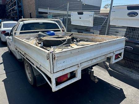 WRECKING 2010 FORD FG FALCON XL UTE WITH 4.0L FACTORY GASFOR PARTS ONLY