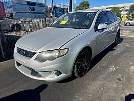 WRECKING 2009 FORD FG FALCON XR6 FOR PARTS